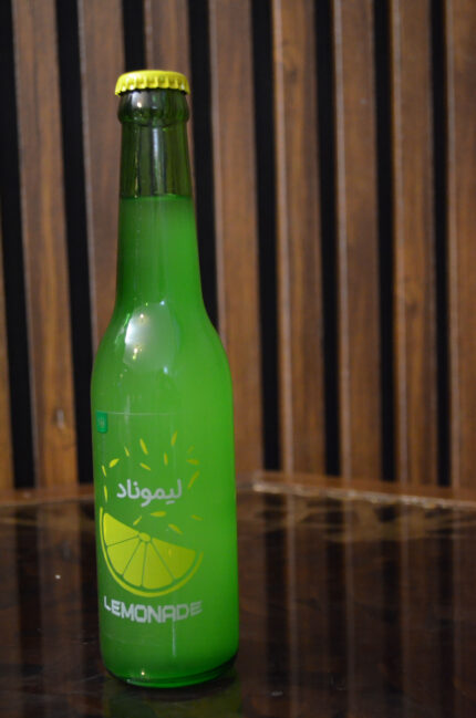لیموناد شیشه ای بهنوش